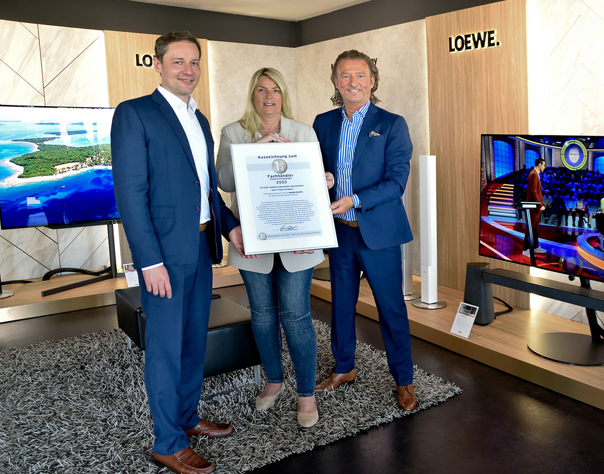 Die FH-SAT GmbH und SmartMedia-/Loewe-Galerie in Linkenheim erhält erneute Auszeichnung zum 1a-Fachhändler und zur 1a-Fachwerkstatt.